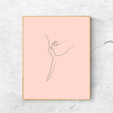 Lade das Bild in den Galerie-Viewer, Pink ballerina
